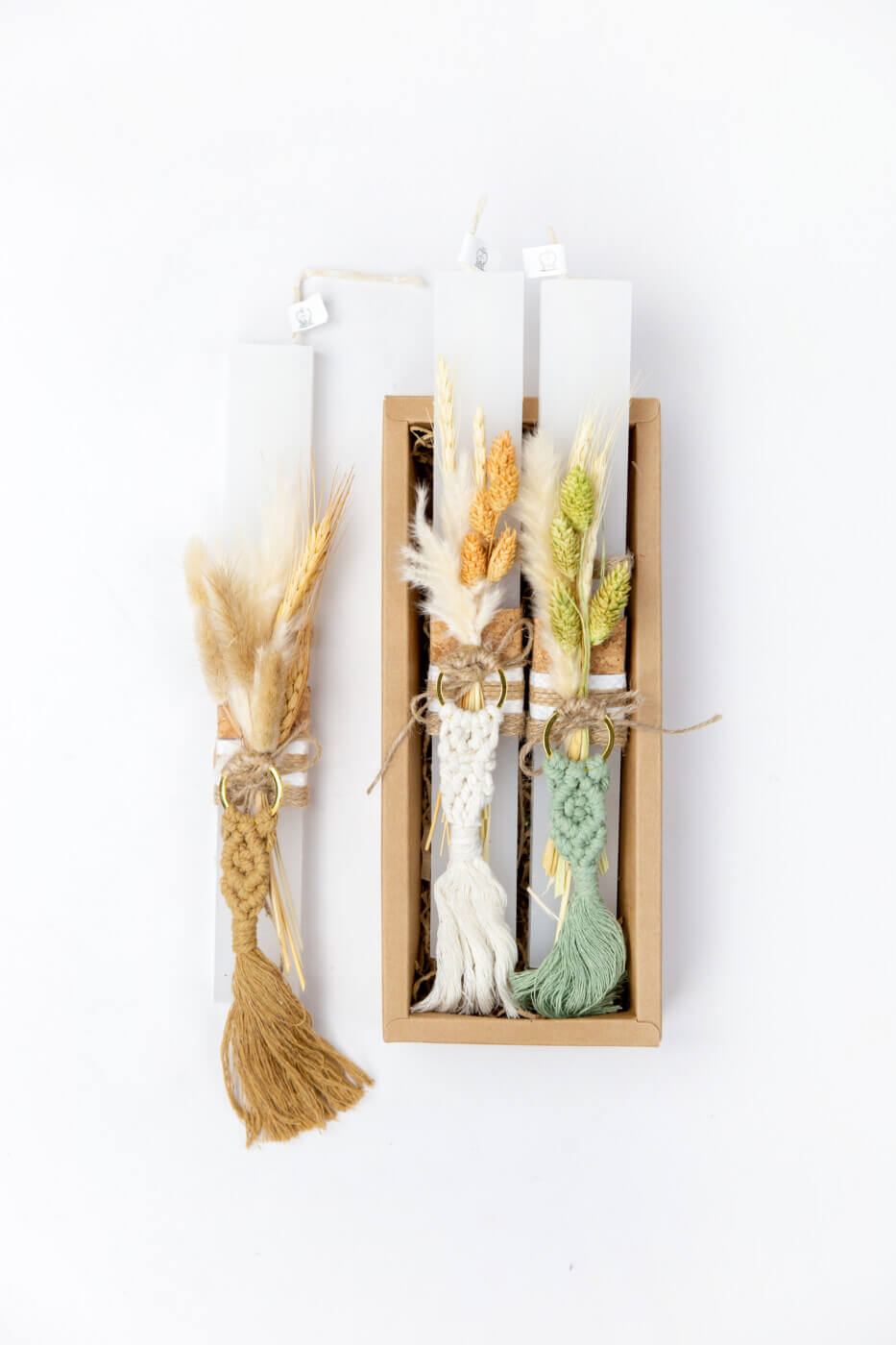 Πασχαλινή Λαμπάδα Γυναικεία/Εφηβική με Μπρελόκ